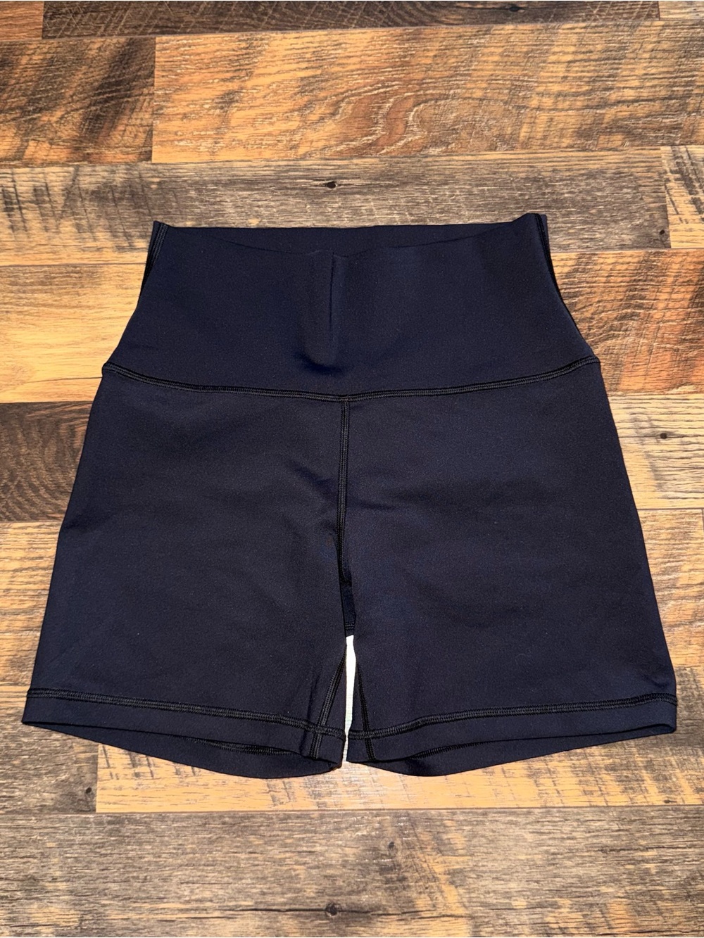 Golden Aritzia High-Waist Black Women’s Performance Shorts
